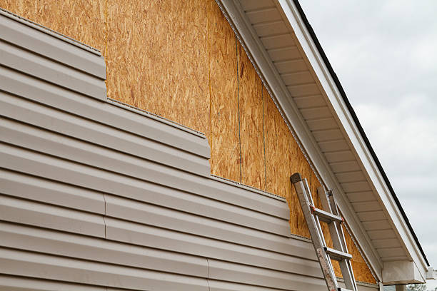 24/7 Emergency Siding experts in Lansing, IL